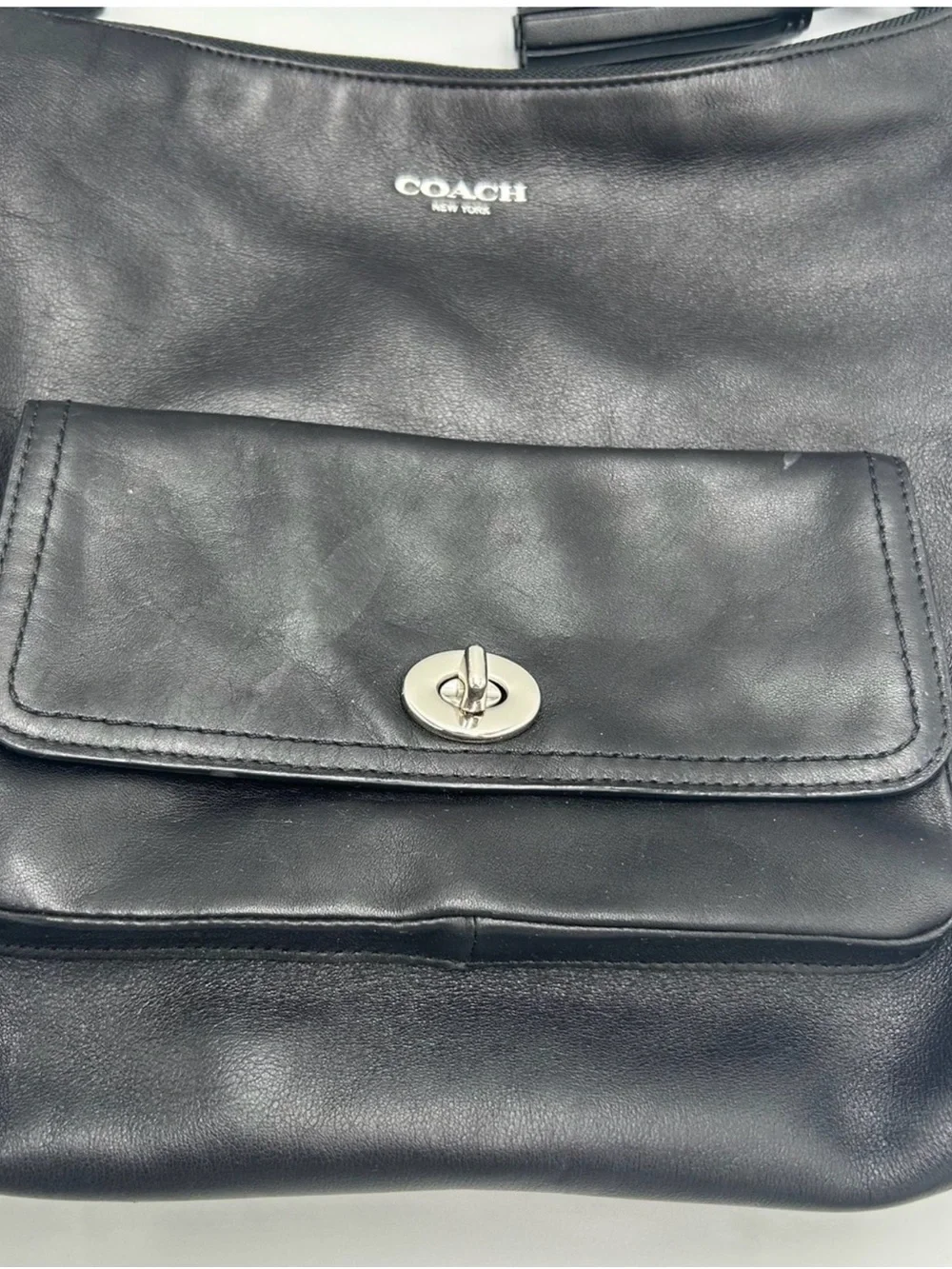 Coach Legacy Leather Courtenay Hobo Shoulder Bag Purse Turnkey Pocket